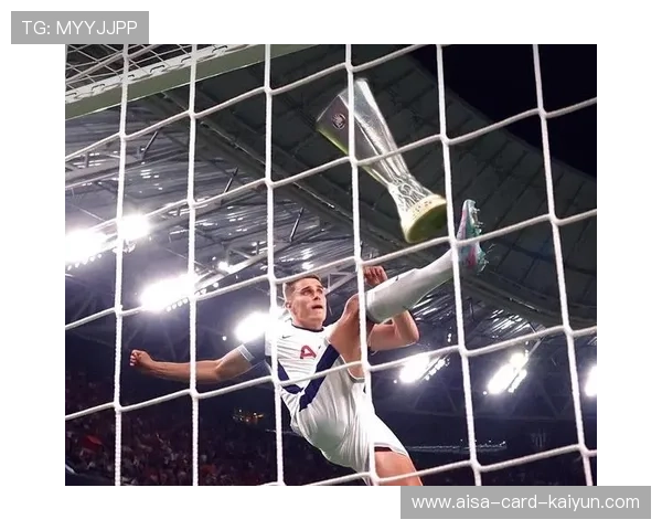 足球欧联杯：快发任意球抓住机会破门，成为比赛的制胜法宝