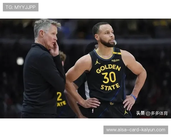 库里连续抢分引爆现场，勇士再度反超